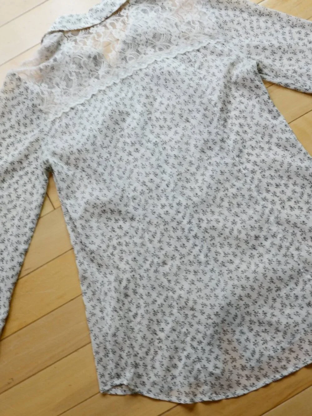 FREE PEOPLE Women's Sheer Floral Button Up Long Sleeve Lace Inserts Size S